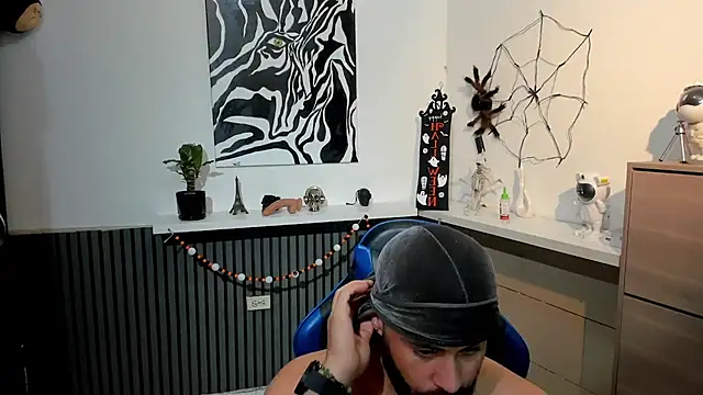 Daemon21 online show from November 10, 10:37 pm