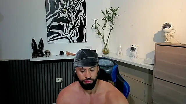 Daemon21 online show from December 18, 8:23 pm