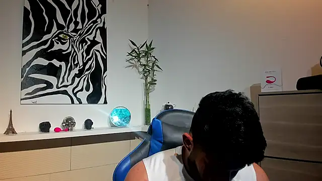 Daemon21 online show from October 1, 11:30 pm