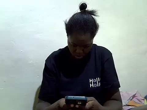 Snapshot of pretty_tallgirl chatting on July 7, 7:50 pm pretty tallgirl online show from July 7, 7:50 pm