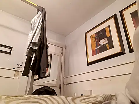 blairfrancis online show from November 6, 11:42 pm