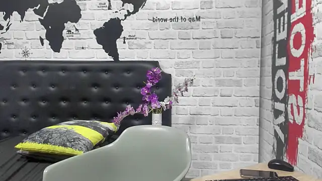 Snapshot of pepe_joness chatting on February 22, 1:24 pm pepe joness online show from February 22, 1:24 pm