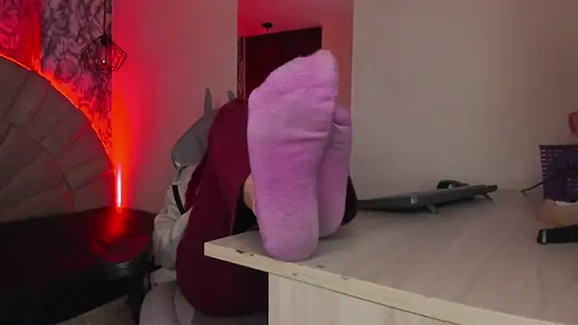larissa01  online show from March 15, 9:09 am