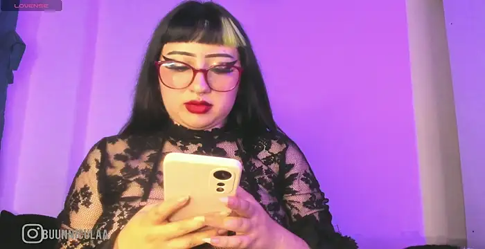 larissa01  online show from March 9, 10:24 pm