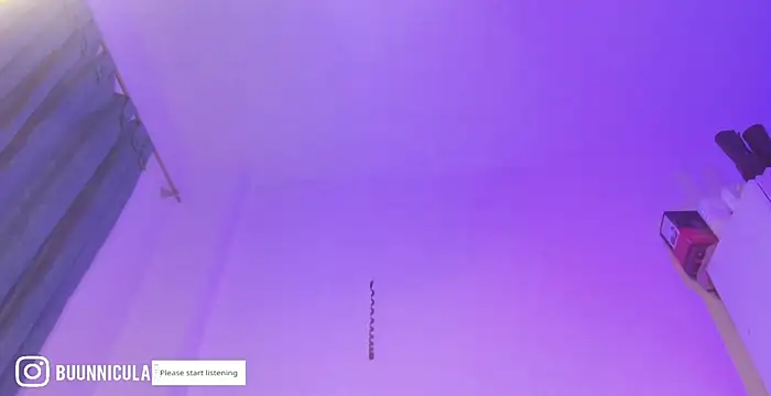 larissa01  online show from April 11, 10:24 pm