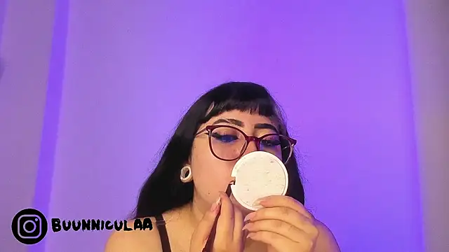 larissa01  online show from January 8, 5:08 pm