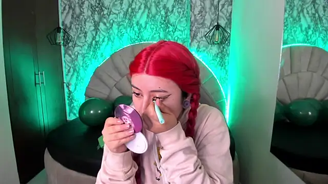 larissa01  online show from March 18, 3:12 am