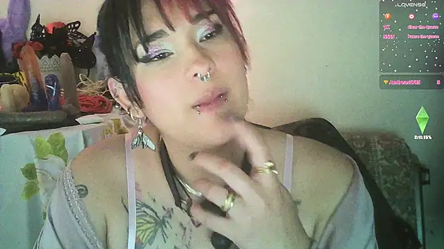 Ruby Skywalker  online show from January 23, 5:45 am
