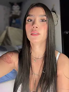 -Loren- online show from May 28, 12:00 pm