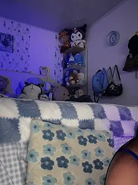 -Loren- online show from April 14, 11:15 am