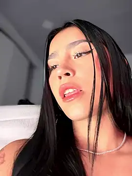 -Loren- online show from January 8, 12:22 pm