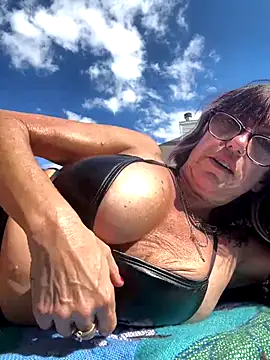 karrmmaa online show from November 14, 6:44 pm