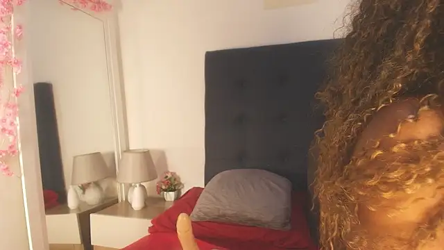 Evelonga 707 online show from March 27, 7:04 pm