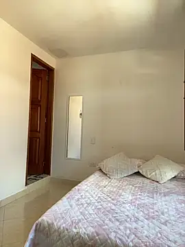 Im Amelia online show from March 15, 3:08 pm