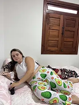 Im Amelia online show from April 23, 11:38 am