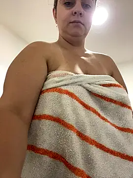 Im Amelia online show from December 2, 12:18 pm