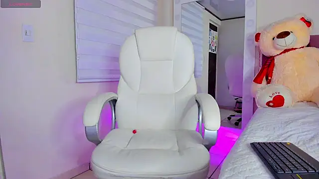 isaa 19 online show from November 27, 9:43 am