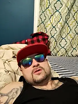 Snapshot of degiggxxx chatting on March 23, 2:48 am degiggxxx online show from March 23, 2:48 am