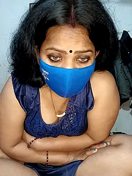 Snapshot of YRIMA1995 chatting on February 11, 6:08 am YRIMA1995 online show from February 11, 6:08 am