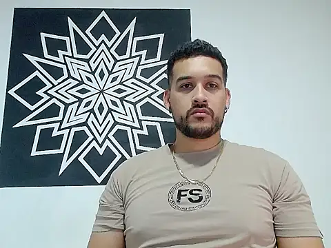  CHRIS-DENNIS  online show from April 18, 1:41 am