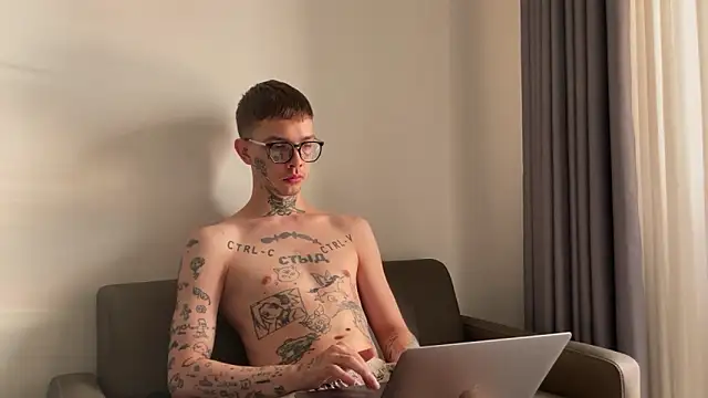 anahori  simon online show from March 12, 1:33 am