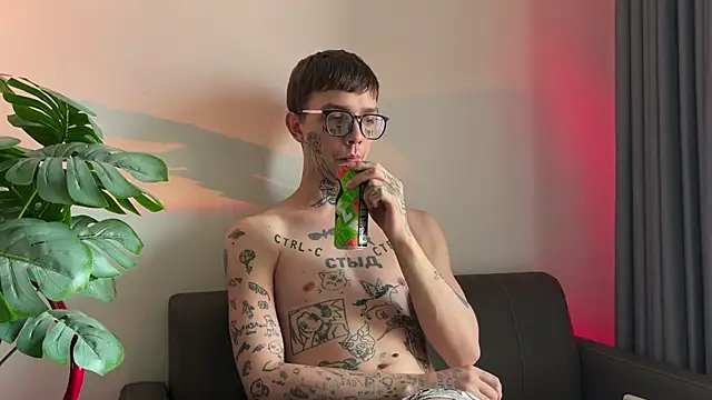 anahori  simon online show from April 17, 12:57 am