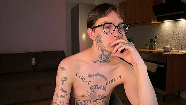 Snapshot of anahori__simon chatting on October 19, 10:45 pm anahori simon online show from October 19, 10:45 pm