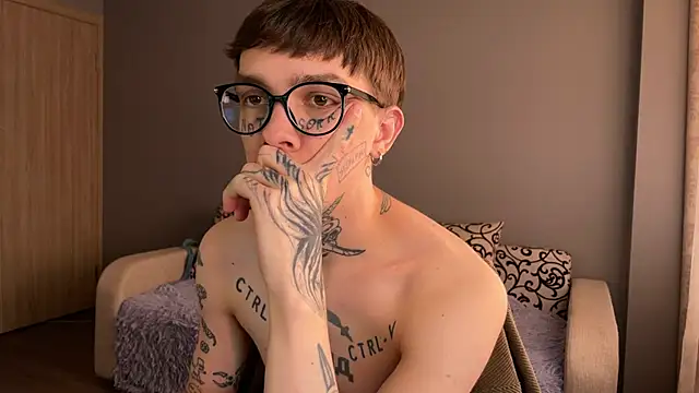 Snapshot of anahori__simon chatting on September 13, 12:16 pm anahori simon online show from September 13, 12:16 pm