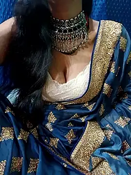 Snapshot of Savita_hotmom chatting on March 11, 7:52 pm Savita hotmom online show from March 11, 7:52 pm