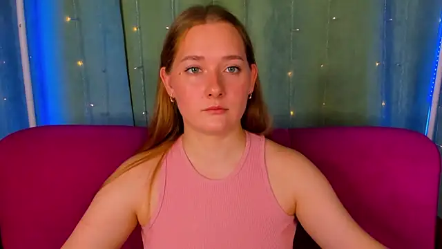 Snapshot of AlinaVice chatting on June 9, 1:17 am AlinaVice online show from June 9, 1:17 am