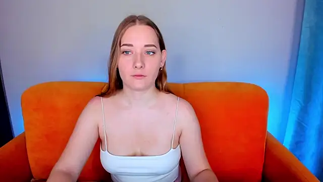 Snapshot of AlinaVice chatting on March 3, 1:17 am AlinaVice online show from March 3, 1:17 am