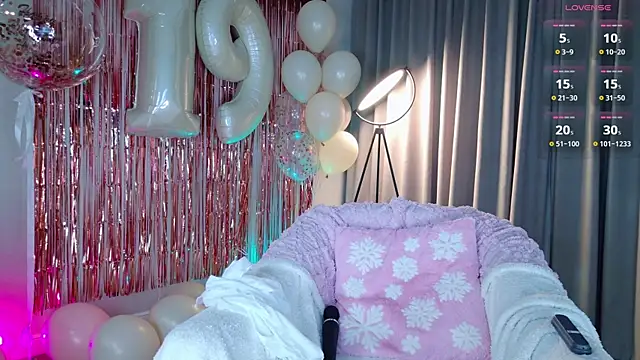 Snapshot of KitayamaChu chatting on January 21, 11:24 pm KitayamaChu online show from January 21, 11:24 pm