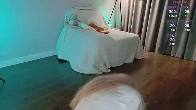 Snapshot of KitayamaChu chatting on March 13, 8:43 pm KitayamaChu online show from March 13, 8:43 pm