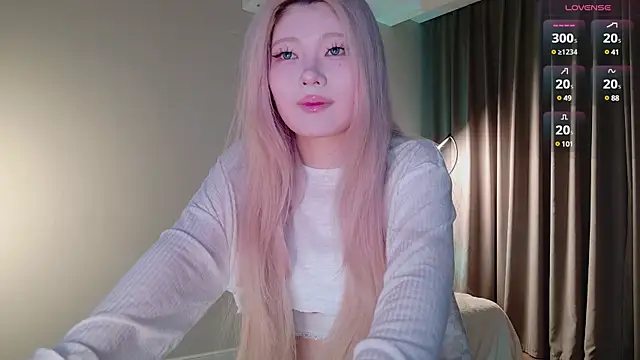 Snapshot of KitayamaChu chatting on March 20, 10:18 pm KitayamaChu online show from March 20, 10:18 pm