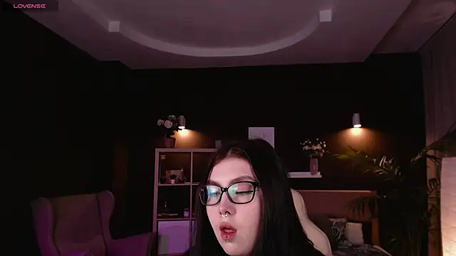 Snapshot of Arizonaa_Muse chatting on March 8, 12:22 am Arizonaa Muse online show from March 8, 12:22 am