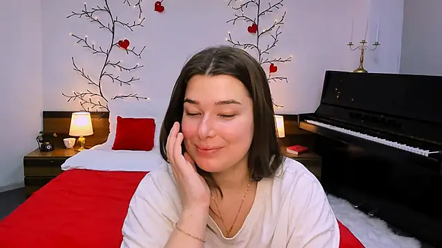  Sun Shy  online show from March 2, 5:12 am