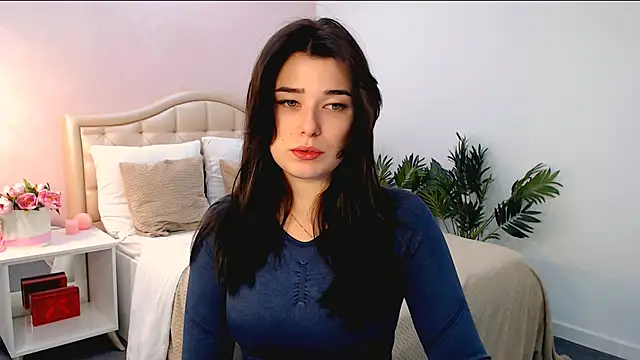  Sun Shy  online show from October 19, 9:12 am