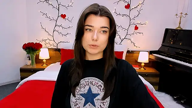  Sun Shy  online show from September 14, 9:09 am