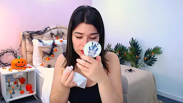  Sun Shy  online show from November 6, 1:26 pm