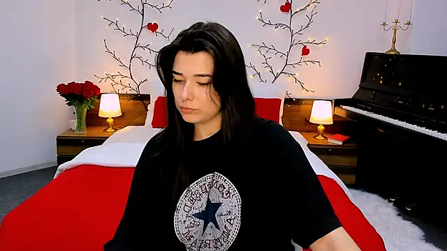  Sun Shy  online show from October 9, 9:10 am