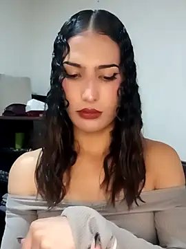 Lanna hott  online show from March 18, 7:33 pm