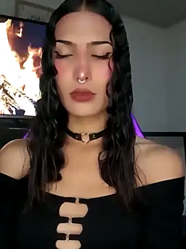 Lanna hott  online show from October 10, 7:25 pm