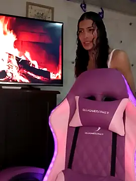 Lanna hott  online show from October 26, 7:14 pm