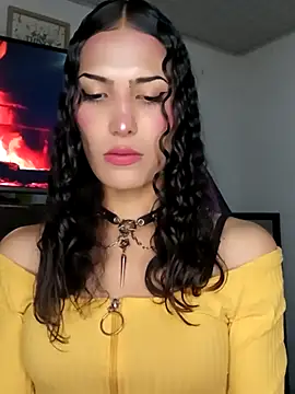 Lanna hott  online show from November 10, 10:59 pm