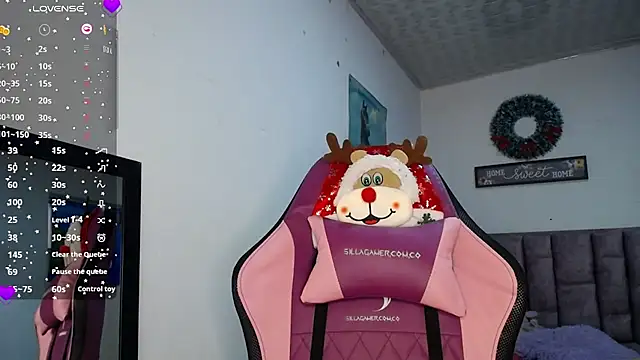 Lanna hott  online show from December 17, 7:19 pm