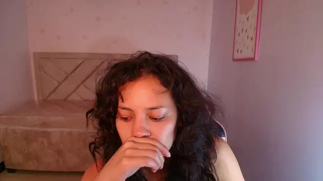 Snapshot of Tyna_ch chatting on September 10, 4:17 pm Tyna ch online show from September 10, 4:17 pm