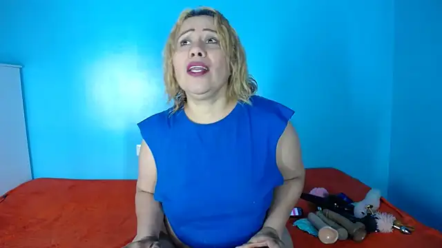 chiky sonrisa online show from November 2, 7:30 pm