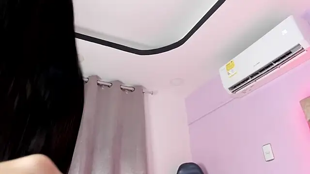 SaraRoy  online show from October 21, 7:24 pm