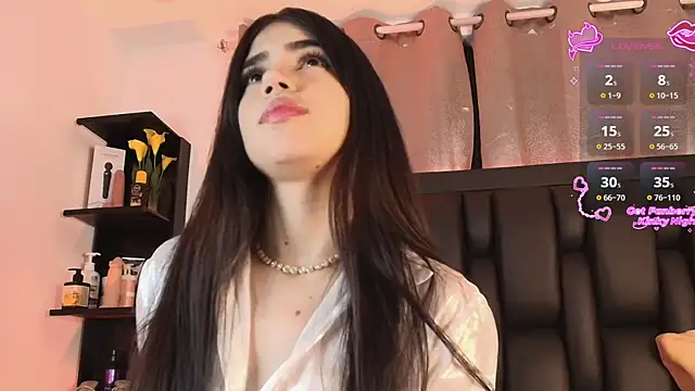 Snapshot of SaraRoy_ chatting on June 30, 10:10 pm SaraRoy online show from June 30, 10:10 pm