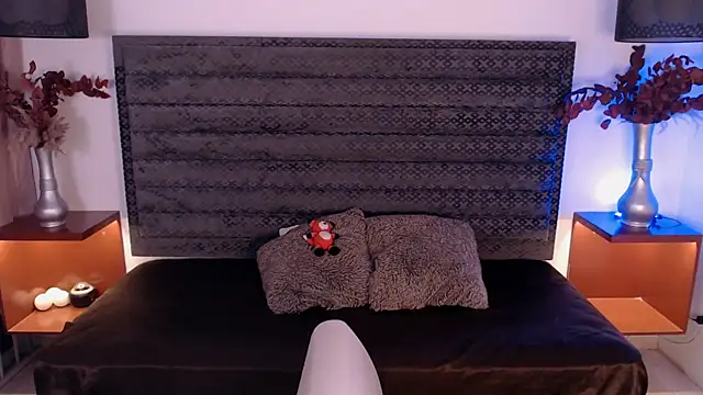 Snapshot of AitanaEvans chatting on March 13, 11:49 pm AitanaEvans online show from March 13, 11:49 pm